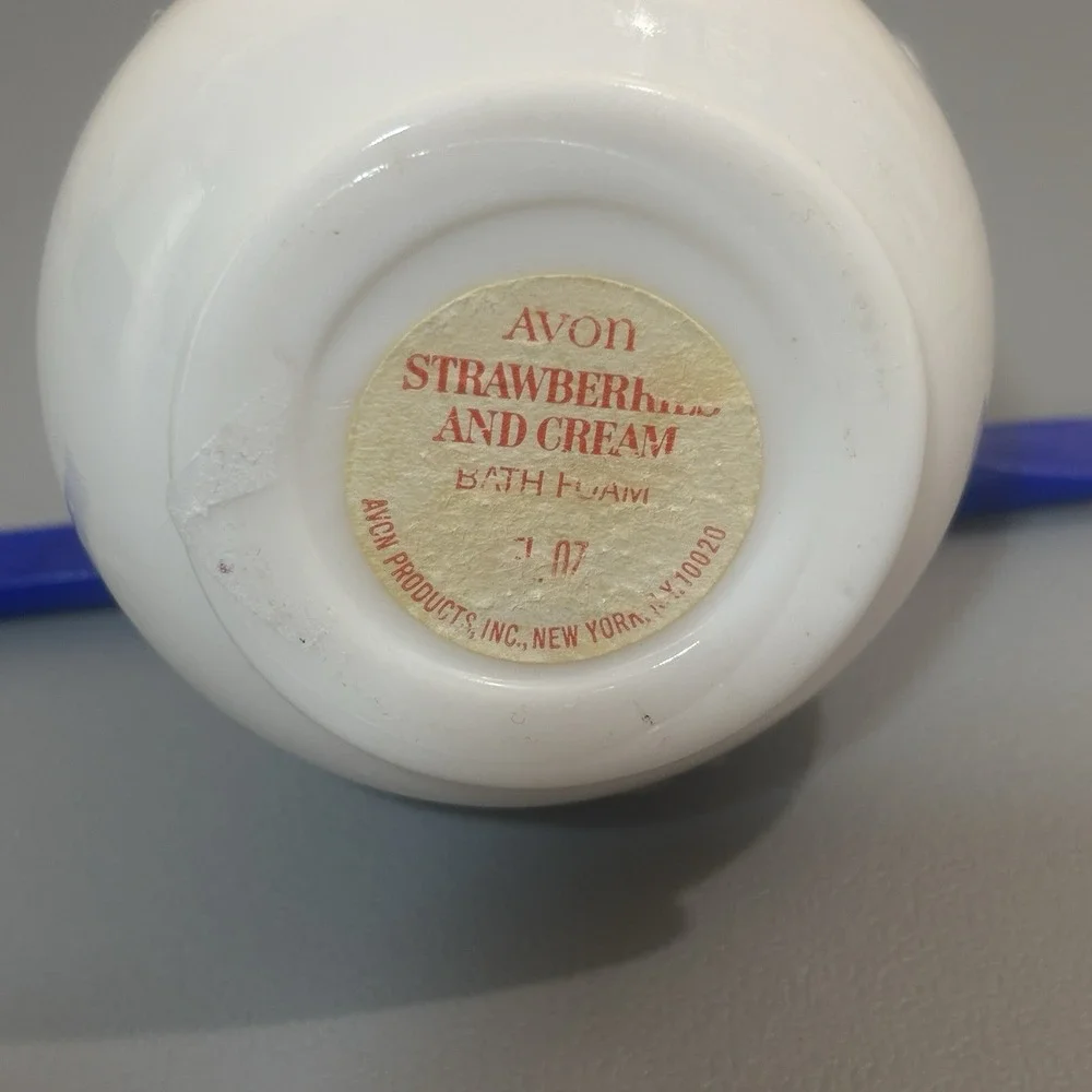 Avon Strawberries & Cream Bath Foam Bottle Red Top 1970's Milk Glass Antique